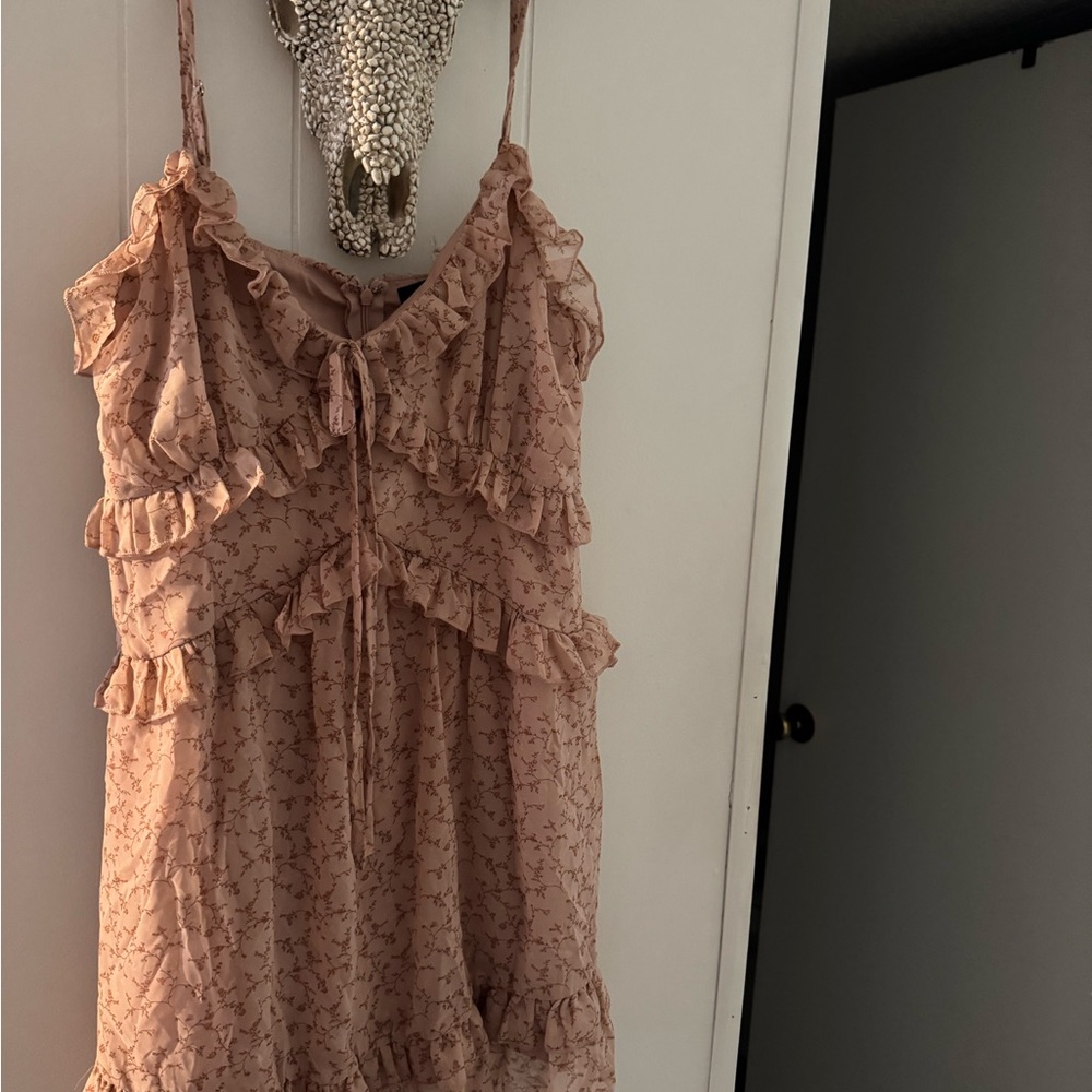 Forever 21 Ruffled Tie-Front Sleeveless dress - Blush Pink
